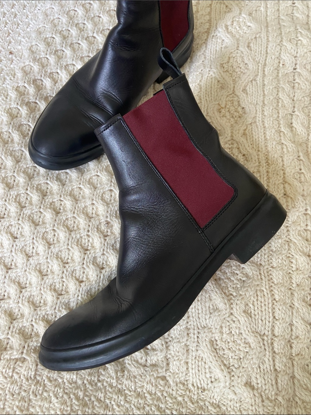 Jil Sander Black Leather Chelsea Boots with Burgundy Elastic 6.5 - Picture 3 of 12